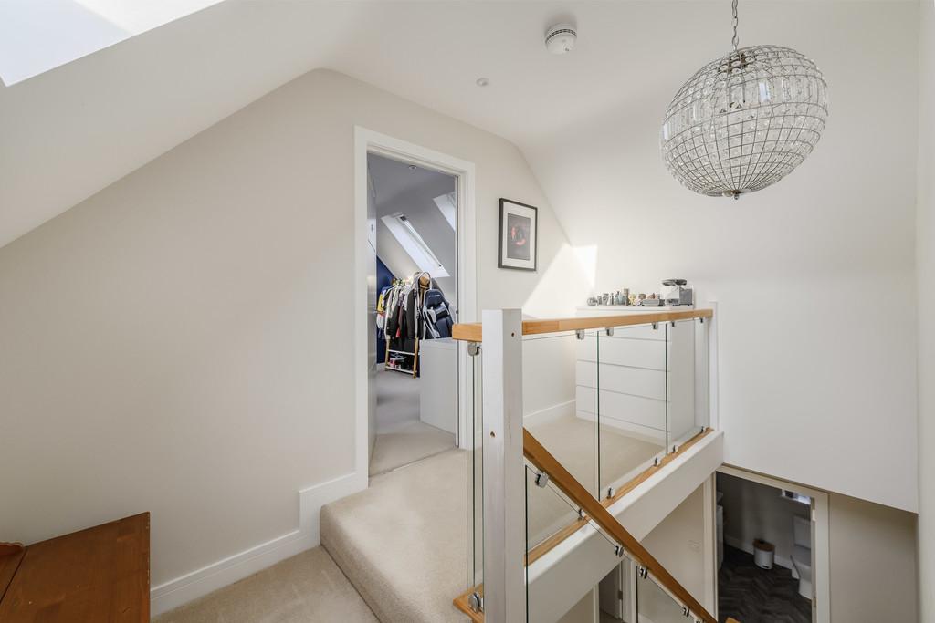 2nd Floor Landing