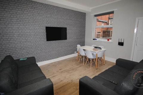 5 bedroom house to rent, Manor 29 Drive, Leeds LS6
