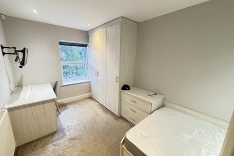 2 bedroom flat to rent, 68A Victoria Road, Leeds LS6
