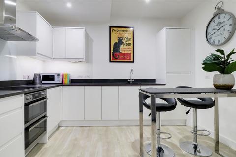 1 bedroom apartment for sale, Bury Fields, Guildford, Surrey, GU2
