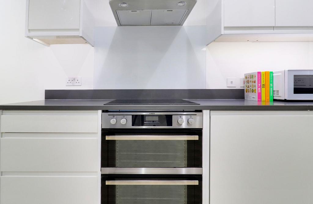 Oven