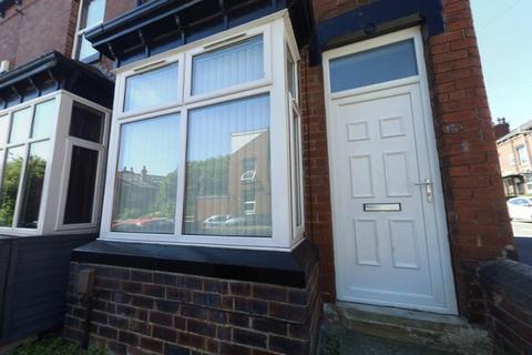 5 bedroom house to rent, Ash View, Leeds LS6