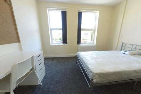 5 bedroom house to rent, Ash View, Leeds LS6