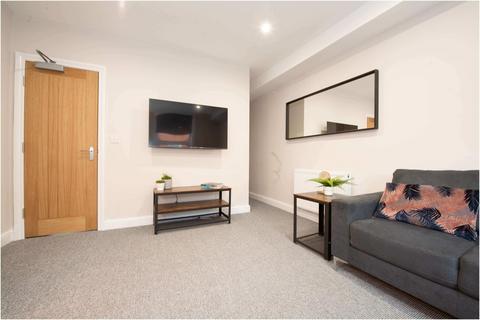 6 bedroom house to rent, Thornville Crescent, Leeds LS6