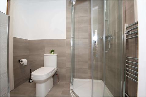 6 bedroom house to rent, Thornville Crescent, Leeds LS6