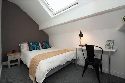 6 bedroom house to rent, Thornville Crescent, Leeds LS6