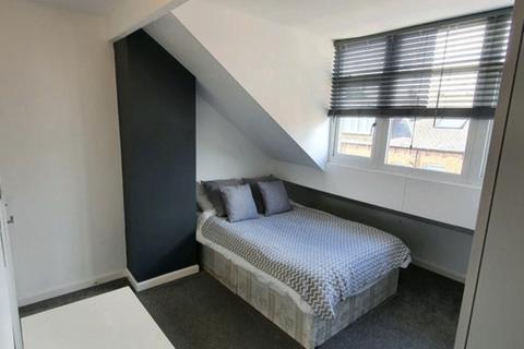 5 bedroom house to rent, Newport View, Leeds LS6