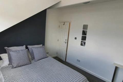 5 bedroom house to rent, Newport View, Leeds LS6