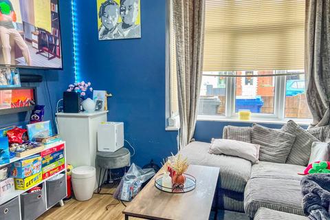 3 bedroom terraced house for sale, Newby Road, Grimsby, NE Lincolnshire, DN31