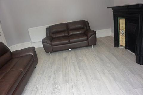 5 bedroom house to rent, St Michael’s Terrace, Leeds LS6