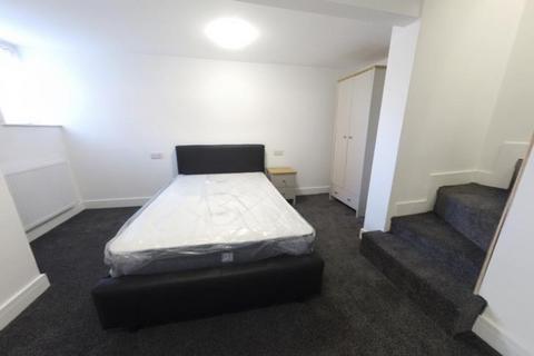 5 bedroom house to rent, Royal Park Grove, Leeds LS6