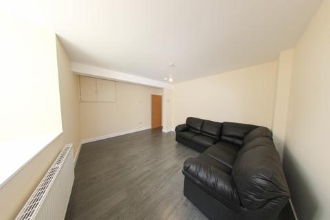 6 bedroom house to rent, Brudenell Grove, Leeds LS6