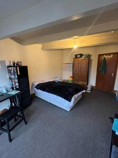 5 bedroom house to rent, Manor 34A Drive, Leeds LS6