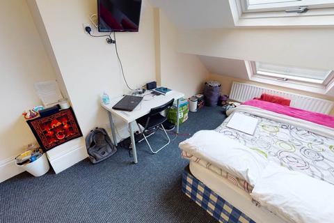 5 bedroom house to rent, Walmsley Road, Leeds LS6