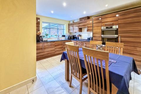 undefined, 5 Cottesbrooke Close, Daventry, NN11 8BF