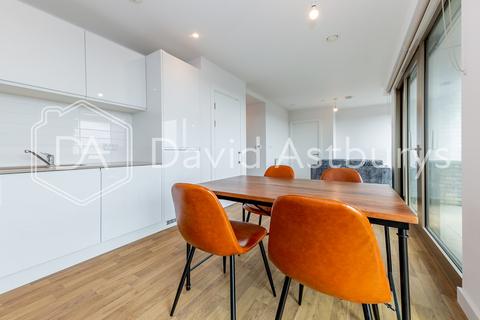 2 bedroom apartment to rent, Seven Sisters Road, London