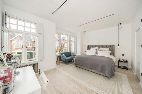 undefined, Nimrod Road, London SW16