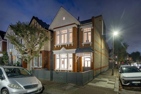 undefined, Nimrod Road, London SW16