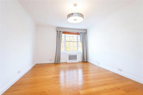 3 bedroom apartment to rent, Eyre Court, Finchley Road, St John's Wood, London, NW8