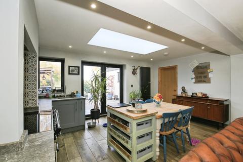 4 bedroom semi-detached house for sale, Church Walk, Peterborough PE6