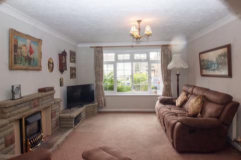 3 bedroom semi-detached house for sale, Raglande Court, Llantwit Major, CF61