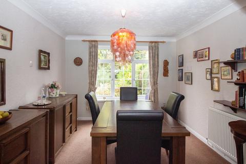 3 bedroom semi-detached house for sale, Raglande Court, Llantwit Major, CF61