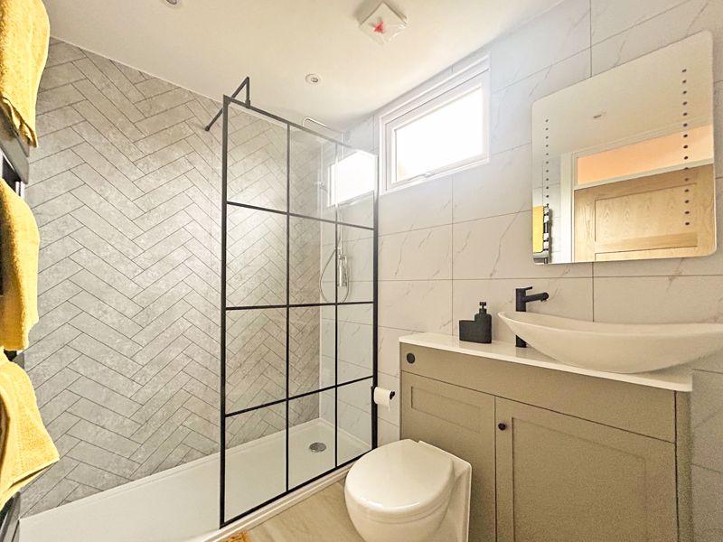 Family Shower Room