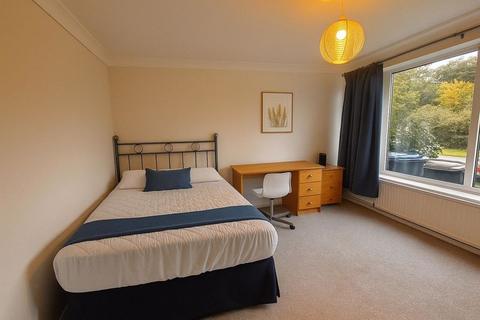 undefined, Tenterden Drive, Canterbury