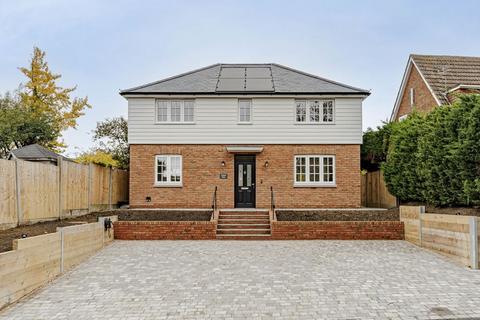 undefined, Saunders Lane, Ash