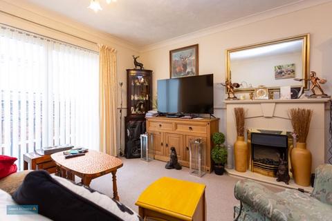 1 bedroom flat for sale, Tower Street, Taunton