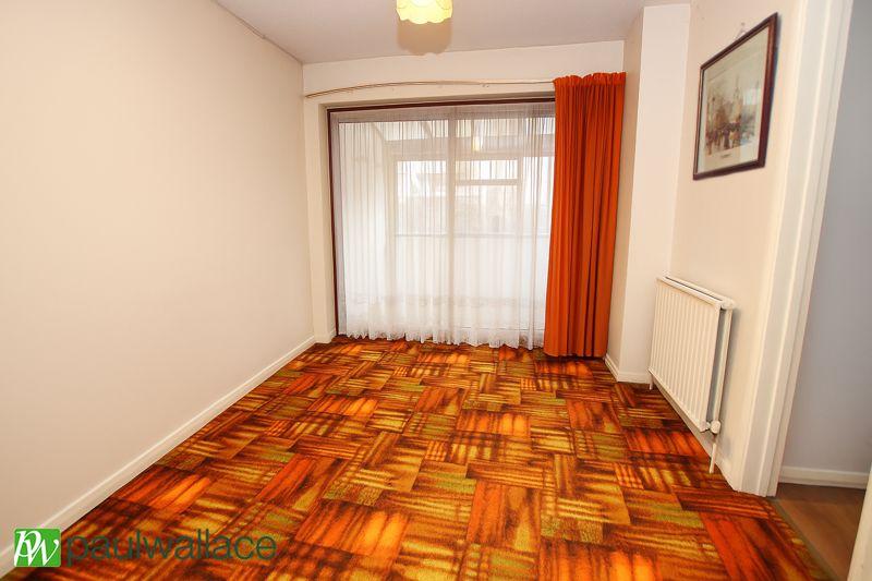 Lounge/Dining Area
