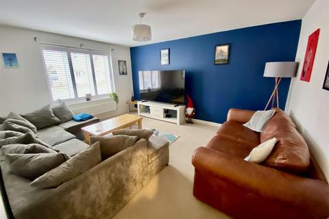 undefined, Upper Ox Hill, Swindon SN5