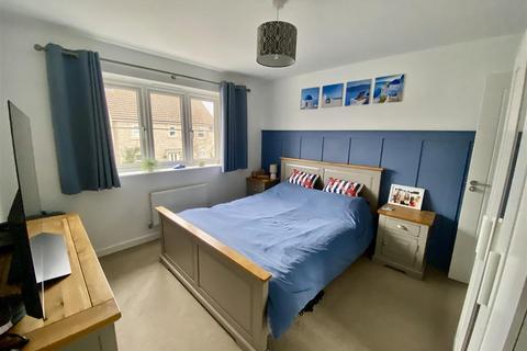 undefined, Upper Ox Hill, Swindon SN5