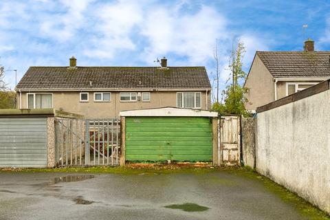 undefined, Larger Than Average With A Garage. Waltwood Road, Newport