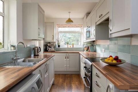 Ridge Crest, Enfield EN2