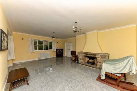 3 bedroom detached house for sale, Chapel Lane, Grimsby DN37