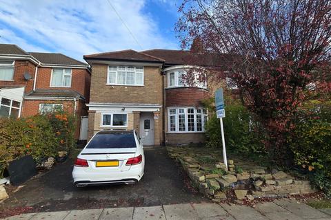4 bedroom semi-detached house for sale - Kingsway Road, Leicester, LE5