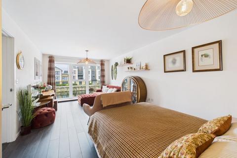 5 bedroom house for sale, Ripplewaters, St. Mary's Island, Chatham Maritime