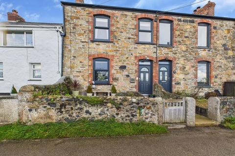Roskear Croft, Camborne - Attractive rural cottage with three bedrooms. Viewing strongly advised