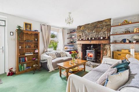 3 bedroom cottage for sale, Roskear Croft, Camborne - Attractive rural cottage with three bedrooms. Viewing strongly advised