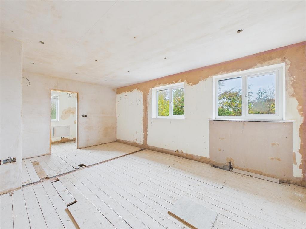 CAM01407 G0-PR0018-STILL003.jpg