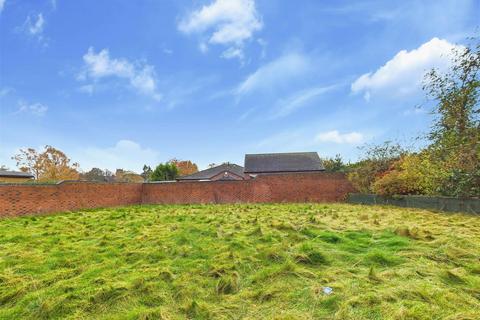 5 bedroom detached house for sale, Brook End, Longdon, Rugeley