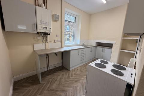 3 bedroom terraced house to rent, Ruby Street, Keighley, West Yorkshire, BD22
