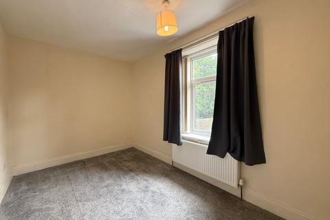 3 bedroom terraced house to rent, Ruby Street, Keighley, West Yorkshire, BD22