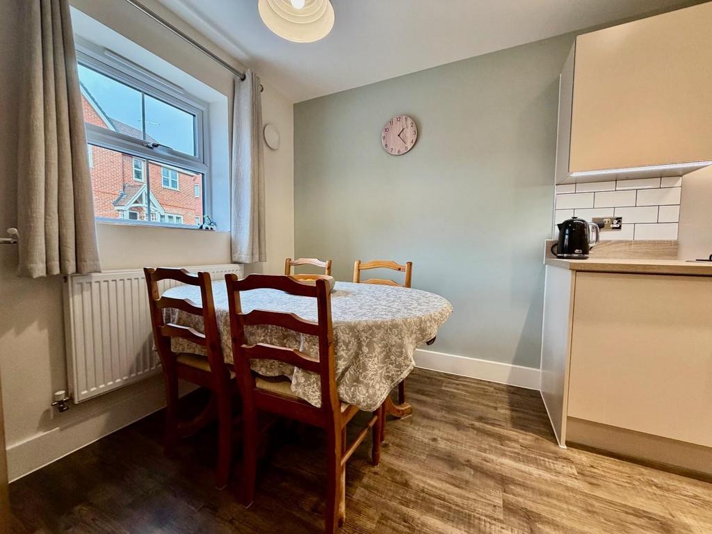 Dining area.jpg