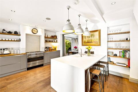 4 bedroom end of terrace house to rent, Bristol Gardens, Brighton, East Sussex, BN2