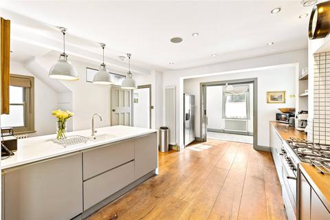 4 bedroom end of terrace house to rent, Bristol Gardens, Brighton, East Sussex, BN2