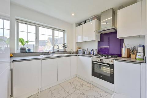 East Road, South Wimbledon, London, SW19