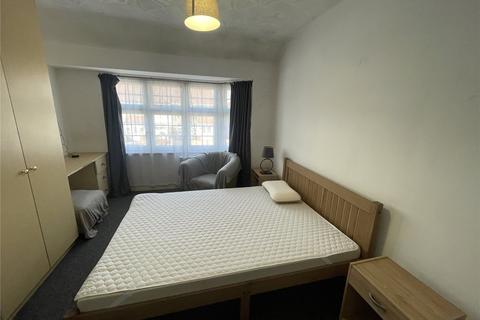 undefined, Chaucer Avenue, Greater London TW4