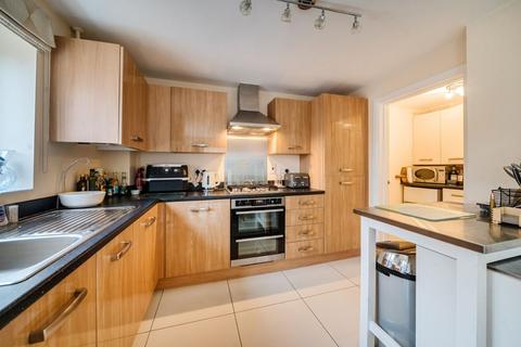 4 bedroom semi-detached house for sale, Lewis Close, Bedford
